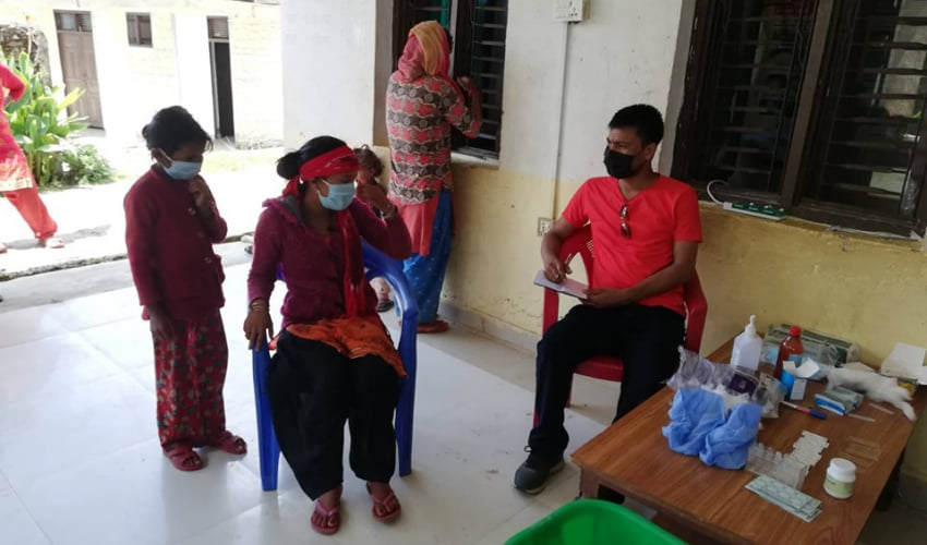 डडेल्धुराको बगाल र भुलेउडा गाउँका ४० जनामा देखियो भाइरल ज्वरो